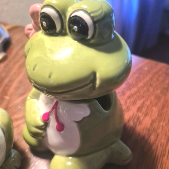 Vintage NC Cameron & Sons Ceramic Green Lady And Man Frog Sugar Bowl & Creamer - Picture 5 of 10